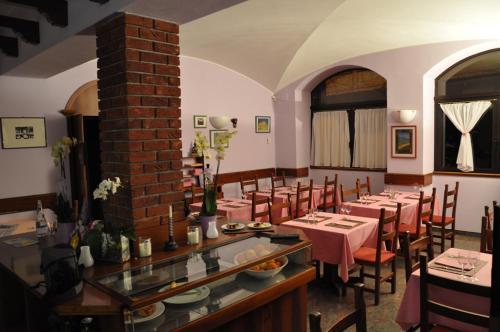 Albergo Ponte Vecchio チェルノッビオ エクステリア 写真